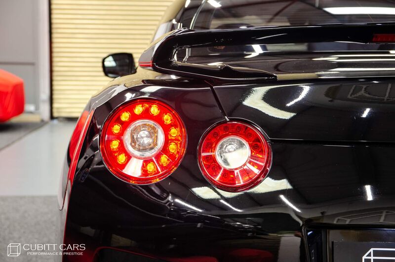 NISSAN GT-R