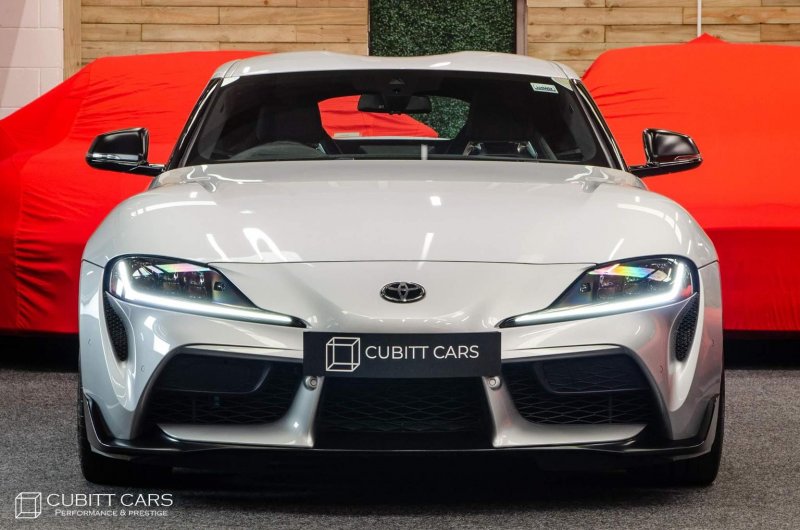 TOYOTA SUPRA