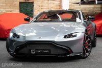 ASTON MARTIN VANTAGE