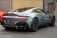 ASTON MARTIN VANTAGE