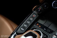 ASTON MARTIN VANTAGE