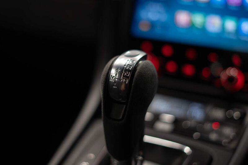 PORSCHE CAYMAN