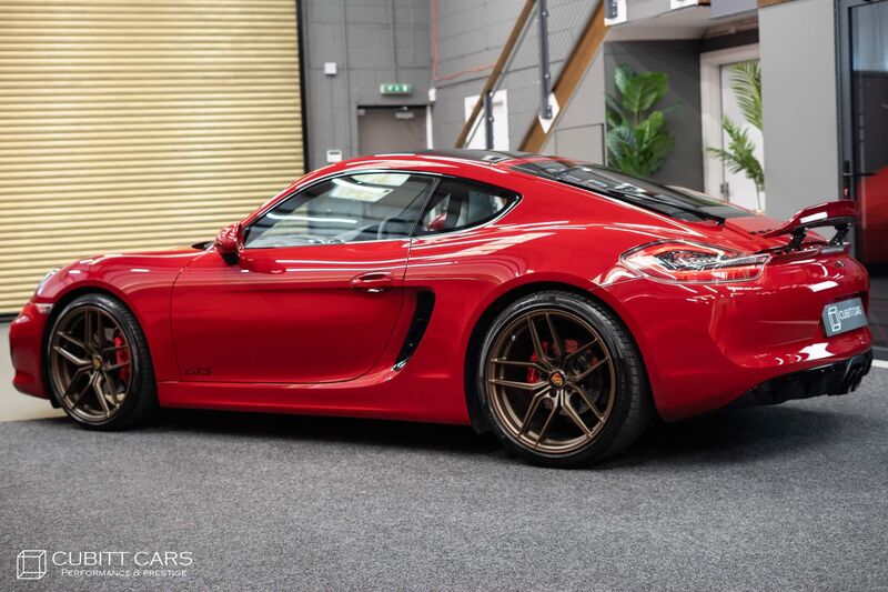 PORSCHE CAYMAN