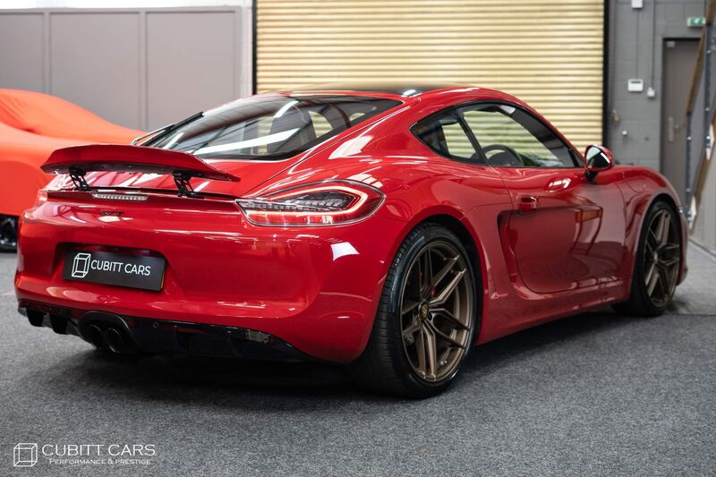 PORSCHE CAYMAN