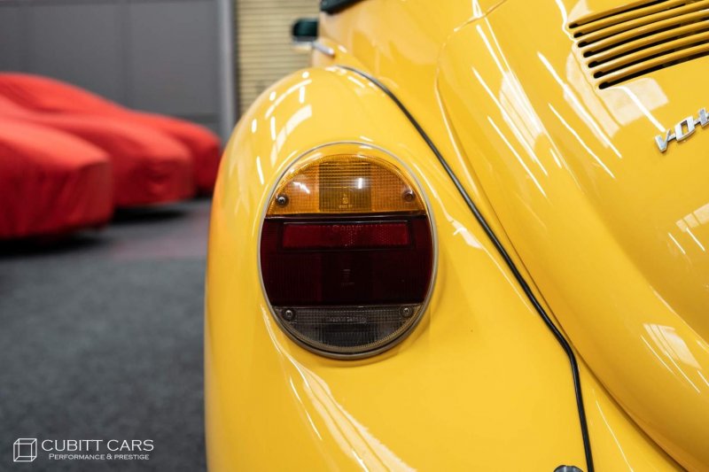 VOLKSWAGEN BEETLE