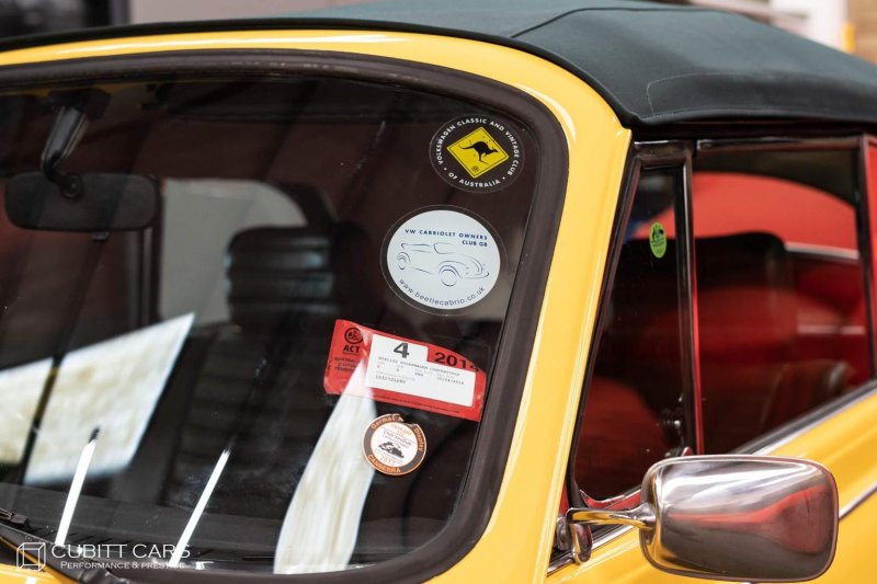 VOLKSWAGEN BEETLE