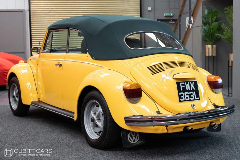 VOLKSWAGEN BEETLE