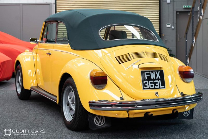 VOLKSWAGEN BEETLE
