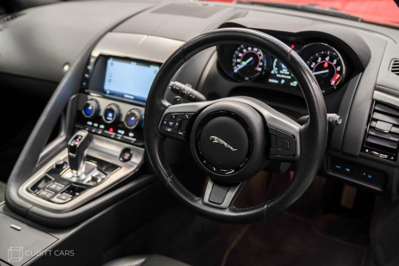 JAGUAR F-TYPE