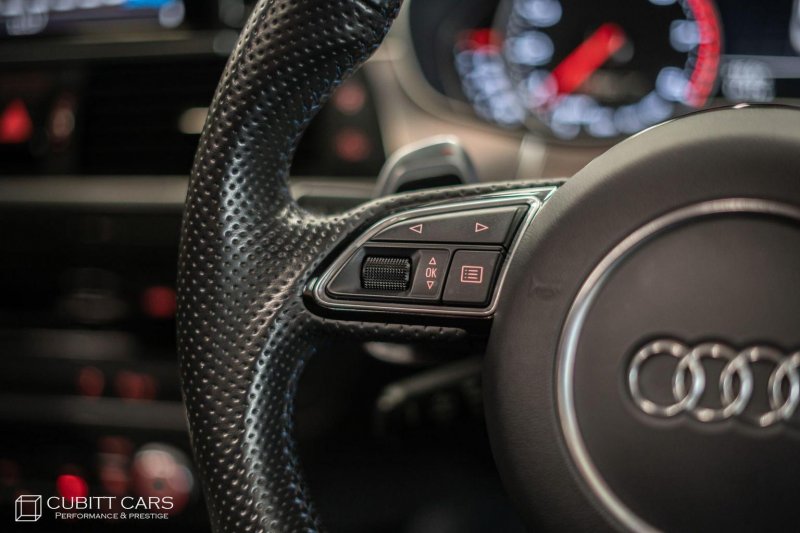 AUDI RS7
