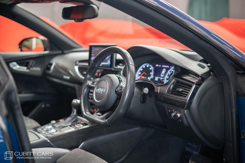 AUDI RS7