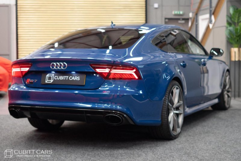 AUDI RS7