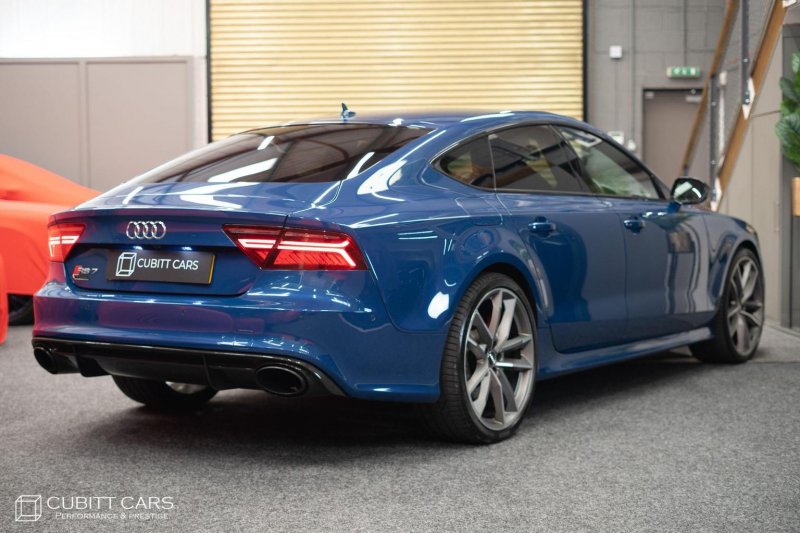 AUDI RS7