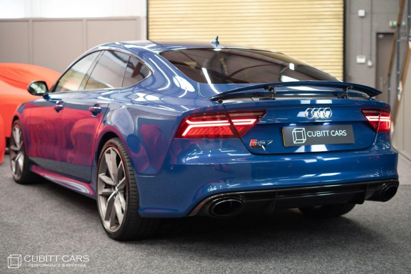 AUDI RS7