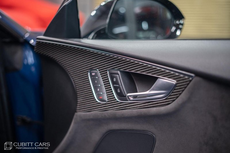 AUDI RS7