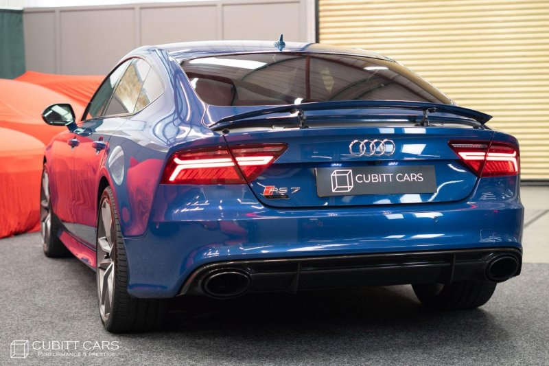 AUDI RS7