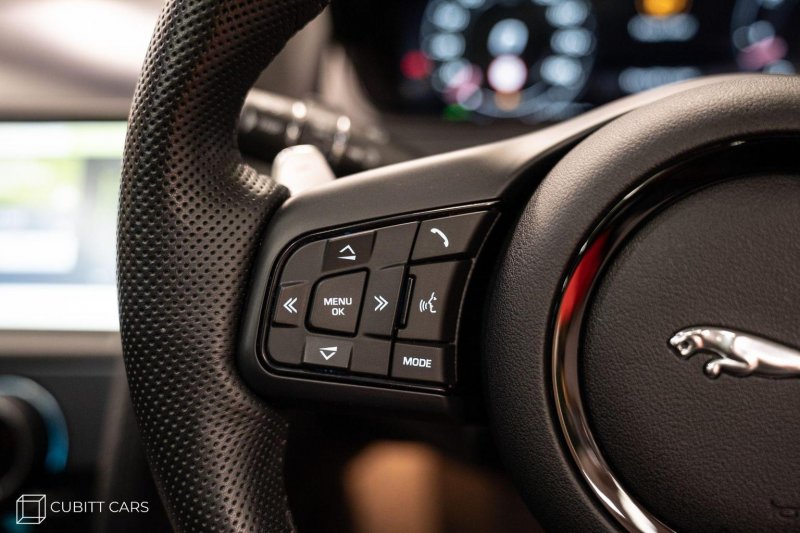 JAGUAR F-TYPE