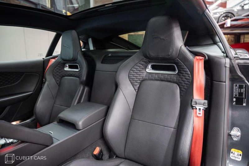JAGUAR F-TYPE